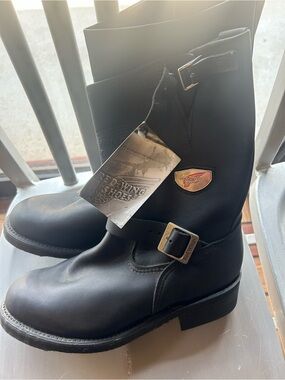 NWT Men’s Red Wing Shoes Leather Boots Sz 11